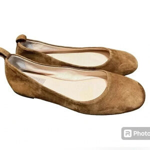 ••REPOSH•• AGL Brown Suede Ballet Flats